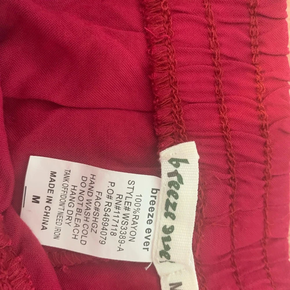 Super cute fuschia summer shorts size med - Picture 3 of 5